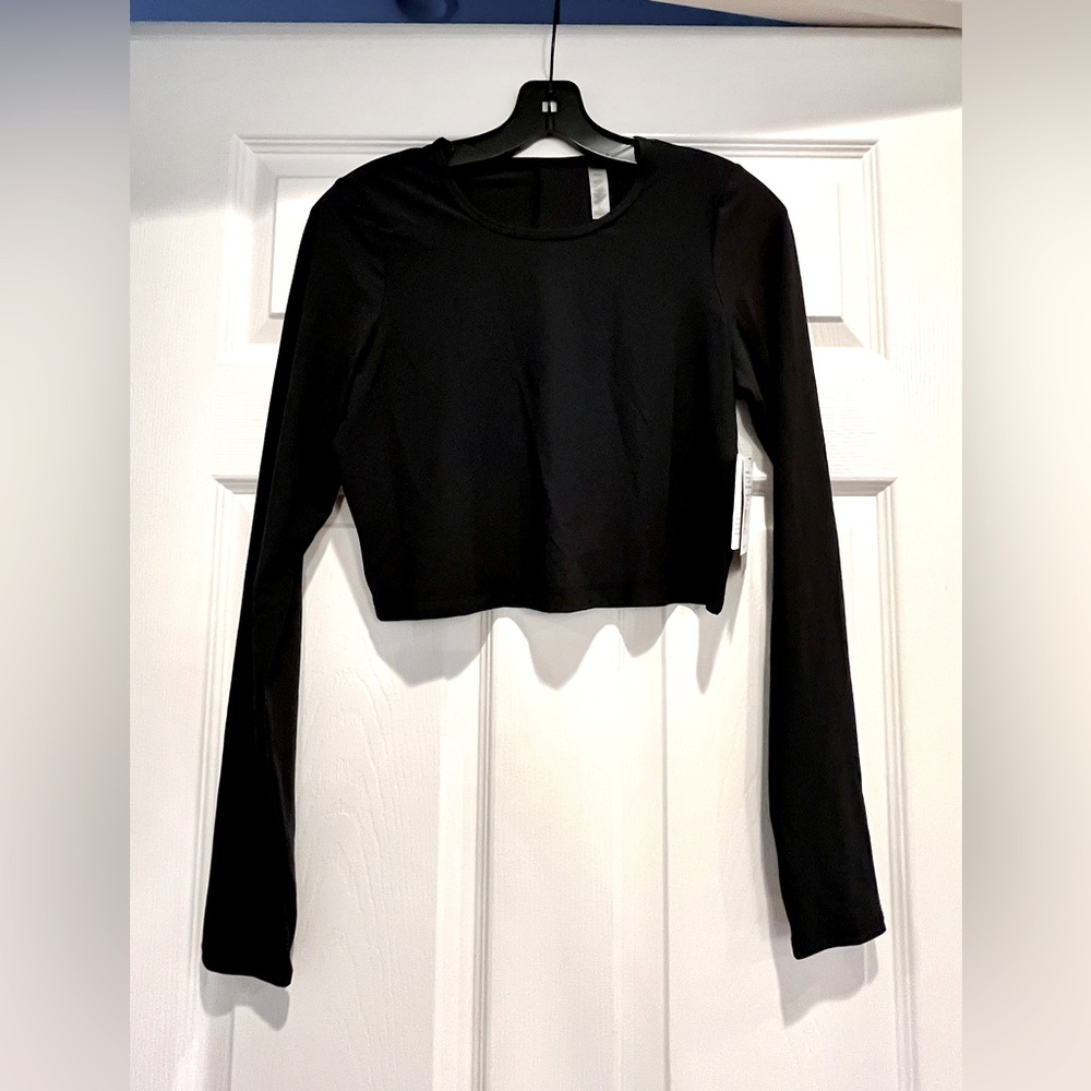 NWT Beyond Yoga crop top